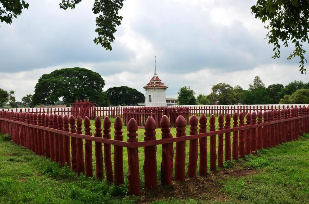 Silp-Pa Phra Nakhon Si Ayutthaya Hotel Eksteriør billede